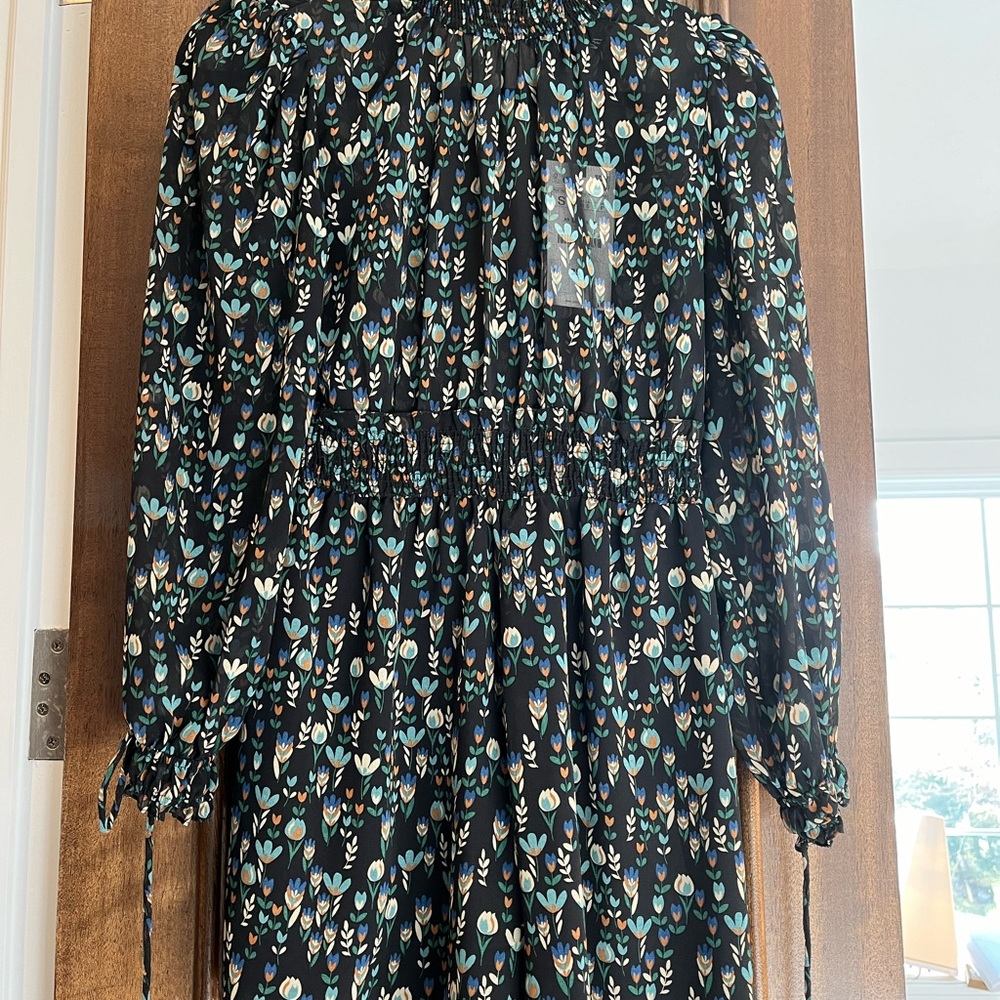 NWT Zara size small long sleeve floral short dress